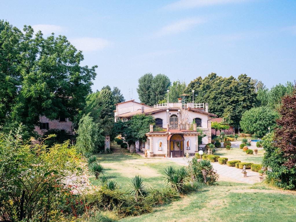 Hotel Villino Della Flanella Modena Exterior photo